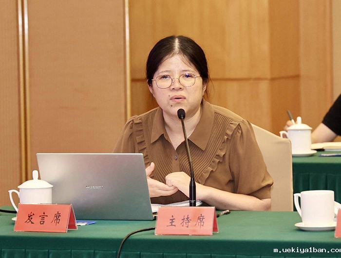 聚焦第六届智库峰会暨省社科界第十五届学术大会高层论坛⑥｜分论坛四（上）：专家解读智库实践“十佳案例”，共同打造江苏智库建设的美丽风景线