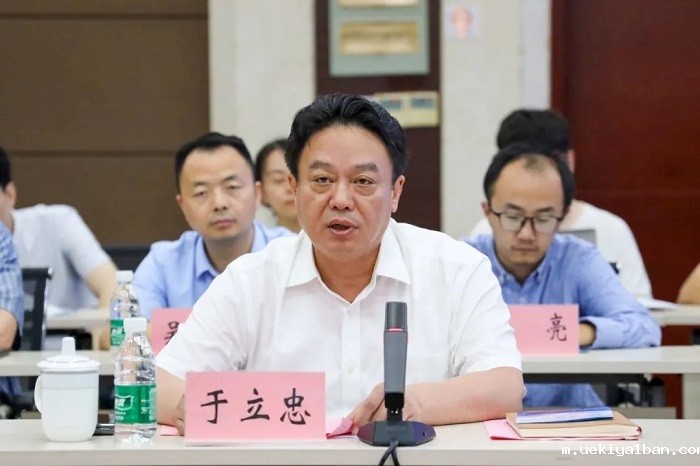江苏省热点难点问题专家座谈会在南通成功召开